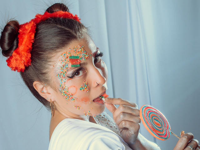 LaurynBloom - Live porn &amp; sex cam - 12394868