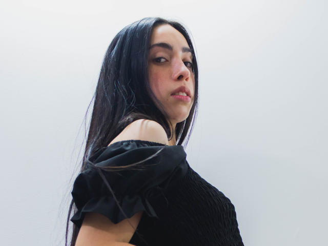 KuroMix - פורנו בשידור חי ומצלמת סקס - 12403060