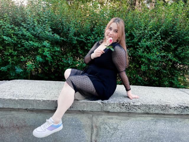 DaniellaGraceZZ - ライブポルノ&amp;セックスカム - 12432228