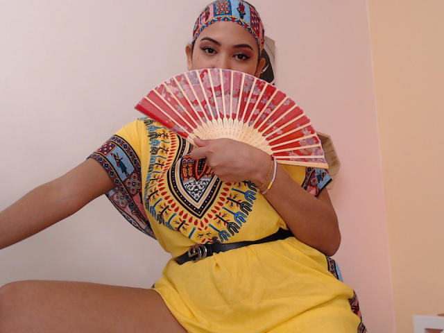 IrinaShery - 라이브 포르노 &amp; 섹스 캠 - 12433204