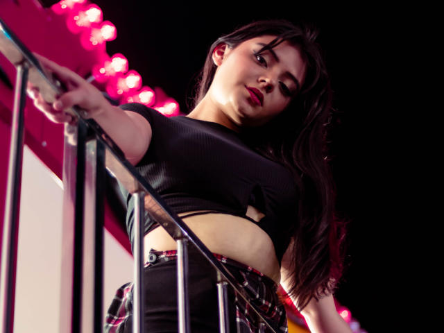 ValeriaRosee - Live Sex Cam - 12436496
