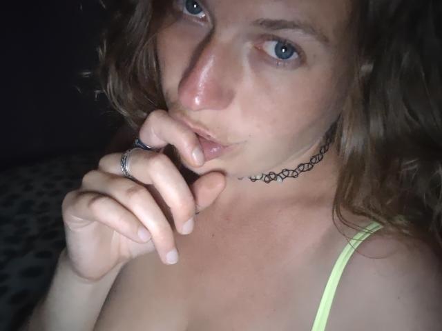 HotNinaForFun - сексуальная веб-камера в реальном времени - 12437424