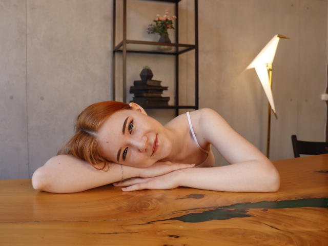 LilMia - פורנו בשידור חי ומצלמת סקס - 12454016