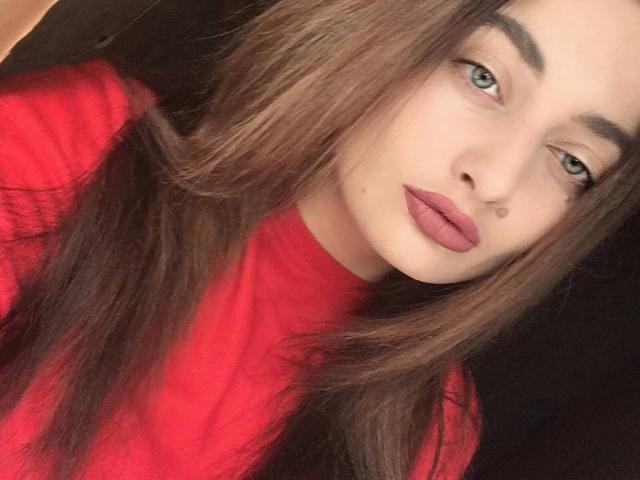 MilanaPrice - פורנו בשידור חי ומצלמת סקס - 12476432