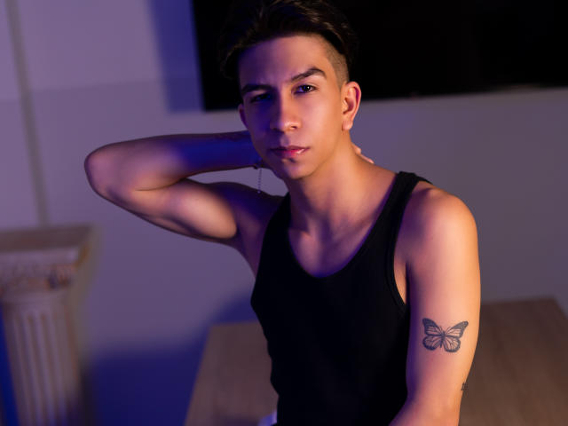 AnderMarshall - Live porn &amp; sex cam - 12484452