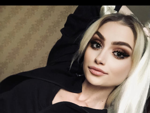 BessyBee - Live porn &amp; sex cam - 12489632
