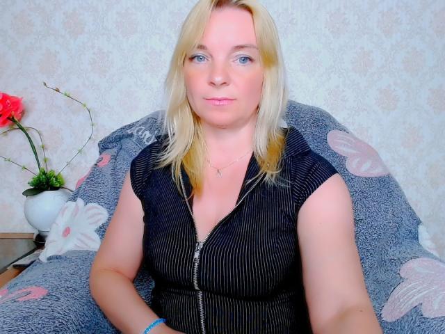 ReganLovely - сексуальная веб-камера в реальном времени - 12492460