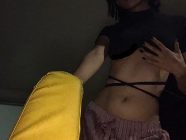 AhriCollings - Sexe cam en vivo - 12497356