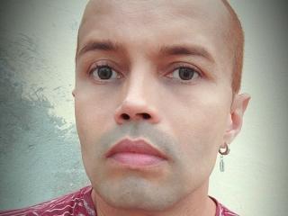 AlessandroFit - Live porn &amp; sex cam - 12498780