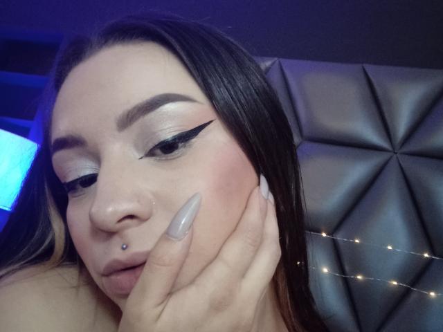 ZoeThompson - Live porno og sexkamera - 12501724