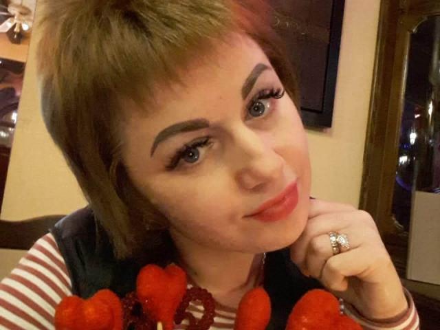 Lysssa69 - Live Sex Cam - 12505244
