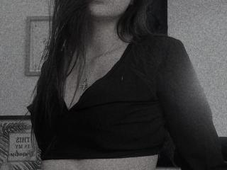 IssaRouse - Live sex cam - 12517688