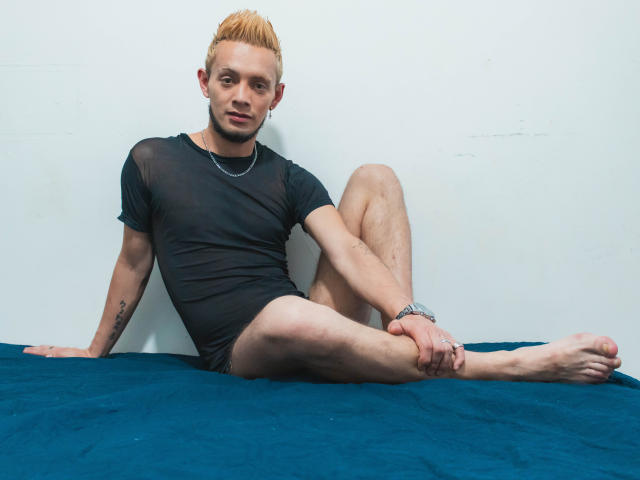 MarkSplinter - Live porn &amp; sex cam - 12519980