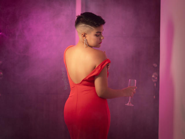 MeganOsborne - Sexe cam en vivo - 12535968