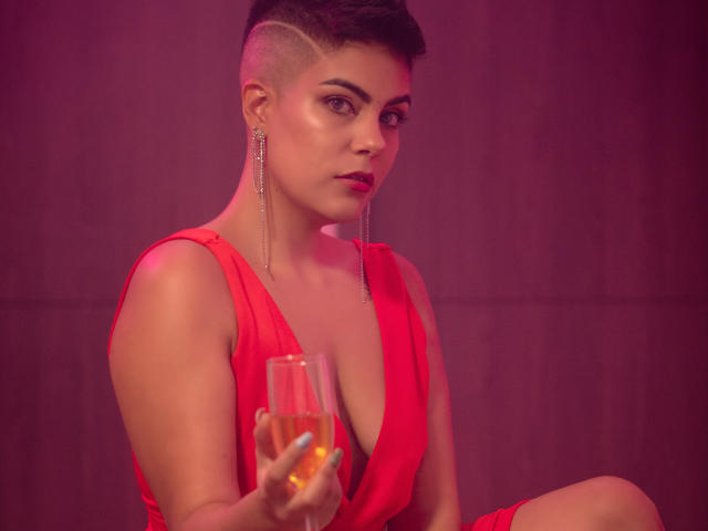 MeganOsborne - Sexe cam en vivo - 12538356