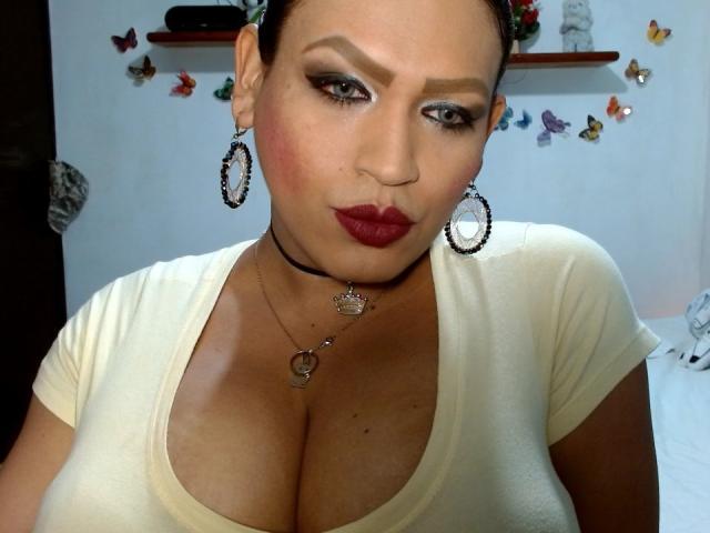 AngelikaTS - Sexe cam en vivo - 12542232