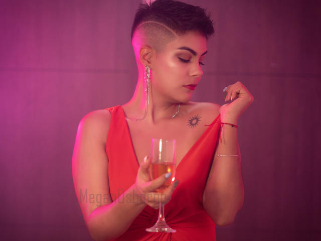 MeganOsborne - Sexe cam en vivo - 12557904