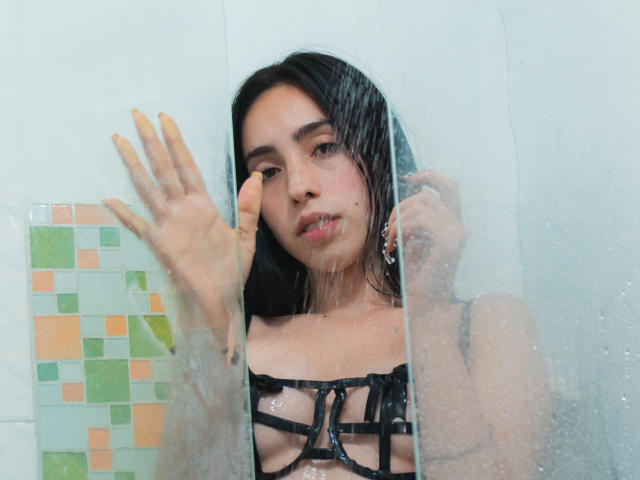 KuroMix - Élő pornó és szexkamera - 12579440