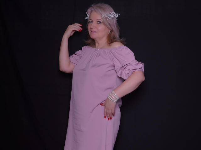 AvrilMiller - Sexe cam en vivo - 12587672
