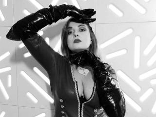 XCaseyyVonRinseX - Live sexe cam - 12596416