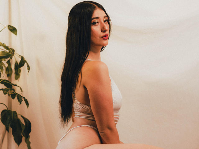 TifanyDiaz - сексуальная веб-камера в реальном времени - 12597332