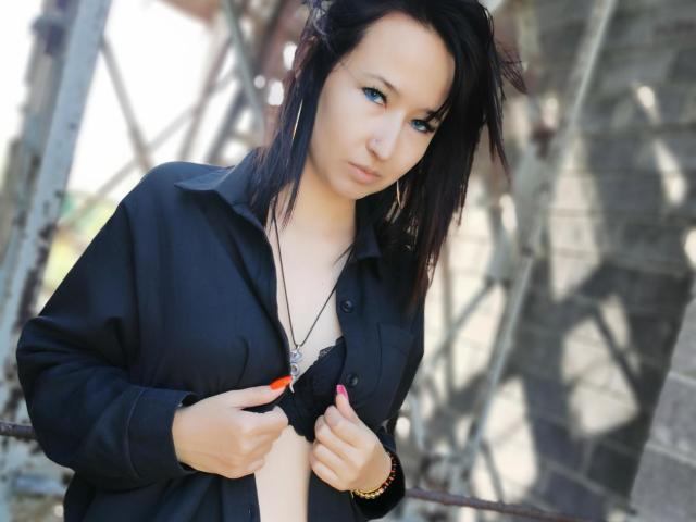 BeverlyJazz - Live sexe cam - 12600156
