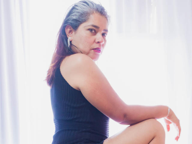 StephanyMature - Live sex cam - 12619748