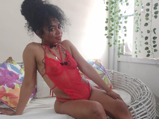 AlanaCampbell - Live porn &amp; sex cam - 12632184