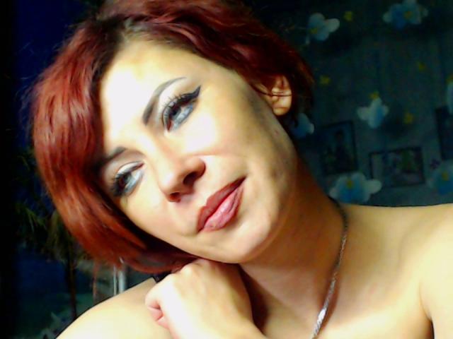 JuliaIce - Live porn &amp; sex cam - 12632680