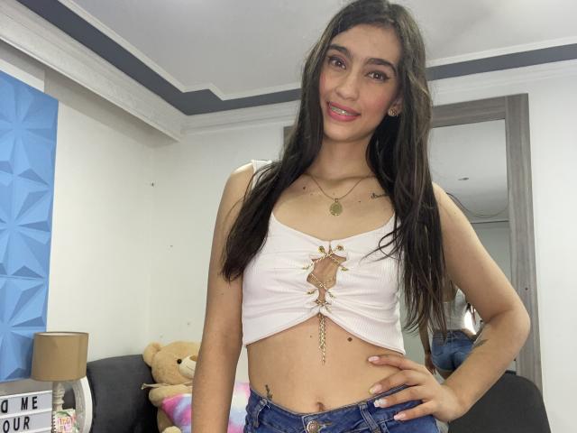 CameronCossio - сексуальная веб-камера в реальном времени - 12635184