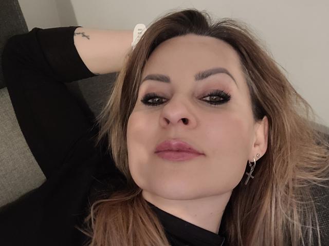 PleasureLara - Live sexe cam - 12635840