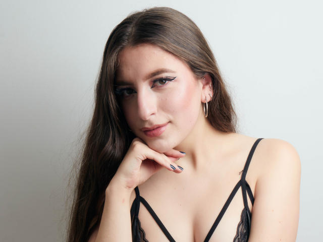 KarlyRios - Live sex cam - 12636408