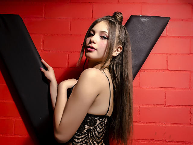 EmilyKer - Sexe cam en vivo - 12640988