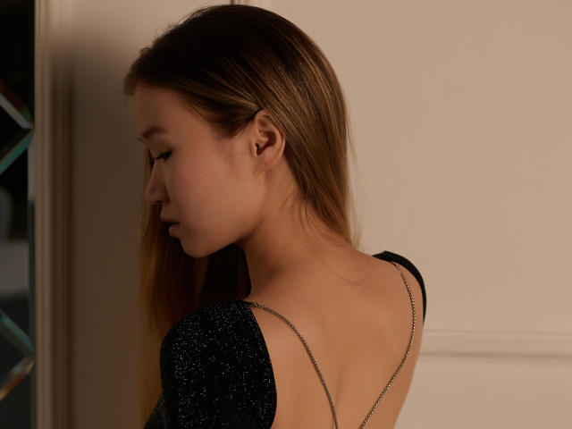 BarbaraGold - сексуальная веб-камера в реальном времени - 12647556