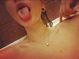 RoxanneBells - Live porn &amp; sex cam - 12654480