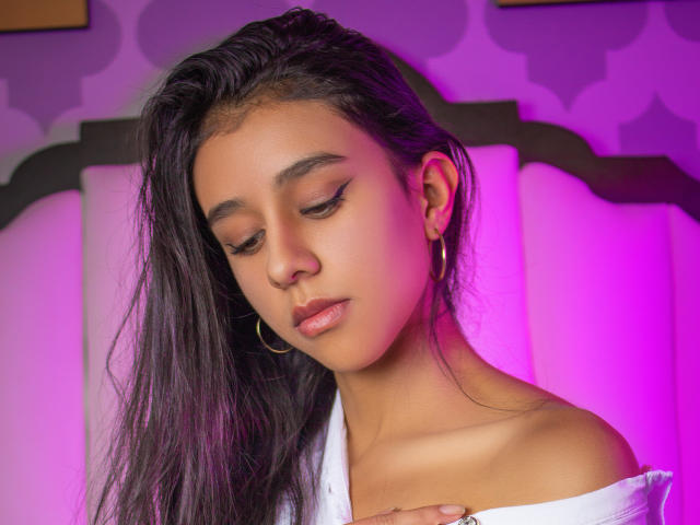 EmaScot - Camera khiêu dâm &amp; quyến rũ trực tiếp - 12680076