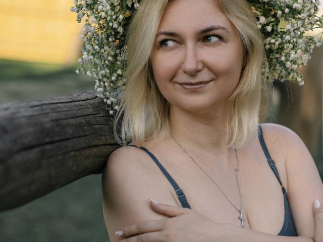 IvannaRich - Camera khiêu dâm &amp; quyến rũ trực tiếp - 12696748