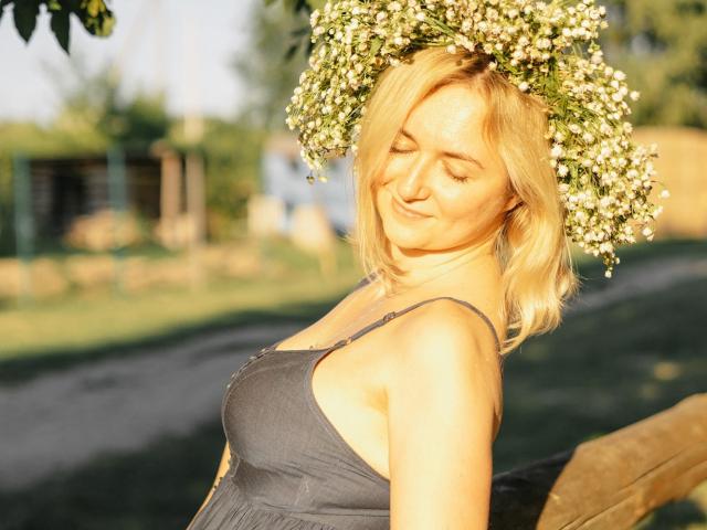 IvannaRich - Live porn &amp; sex cam - 12696804