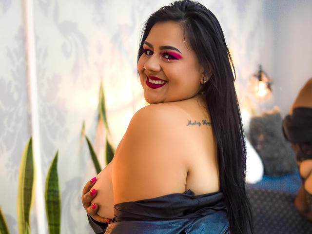 KristyHadinn - Live sexe cam - 12697836