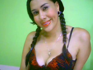 LadyChaude - Live sex cam - 1271608