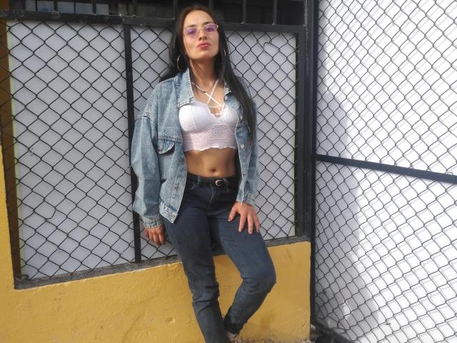 AlixColeman - Sexe cam en vivo - 12721244