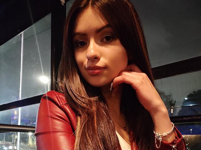 HannaRobertss - Live sex cam - 12736300