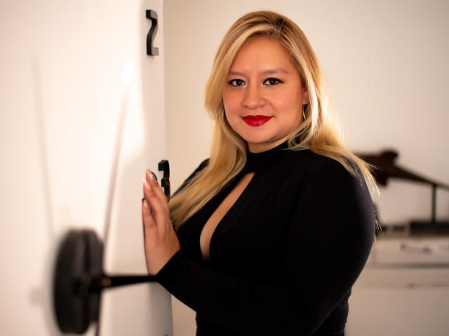 SaraMoreti - Live porn &amp; sex cam - 12742464