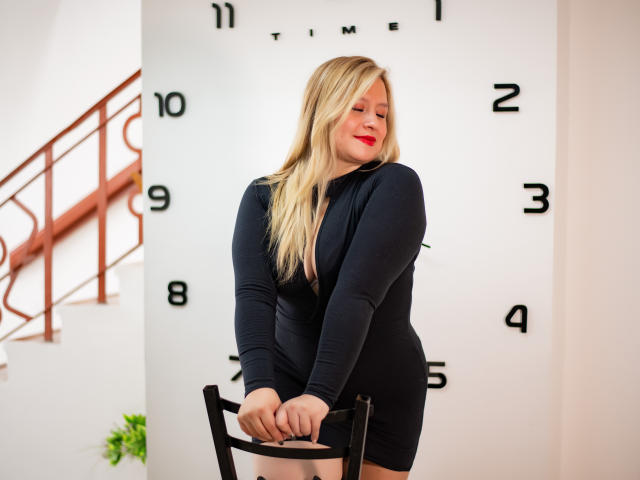 SaraMoreti - ライブポルノ&amp;セックスカム - 12742484