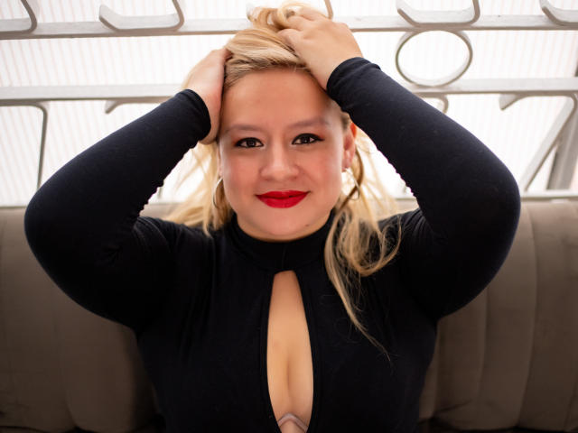 SaraMoreti - Live sex cam - 12742652