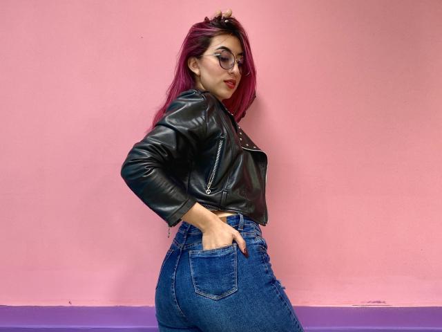 SabrinaMontana - Live sex cam - 12750992