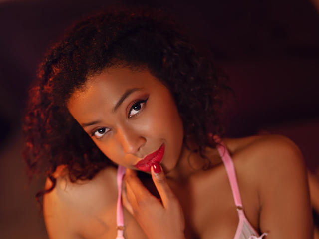 ValerieBony - Sexe cam en vivo - 12771476