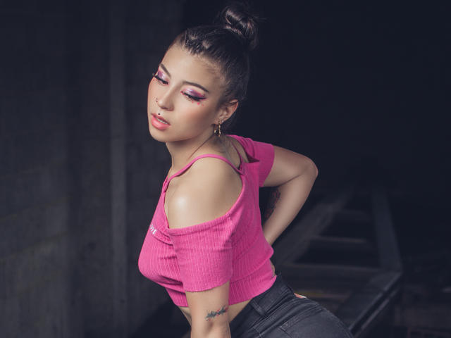 LaurynBloom - Live sexe cam - 12779568