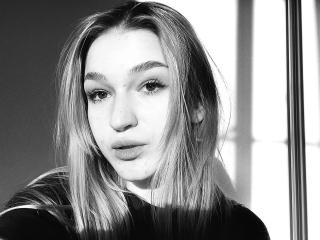 JenniferLarsen - Live sex cam - 12784612