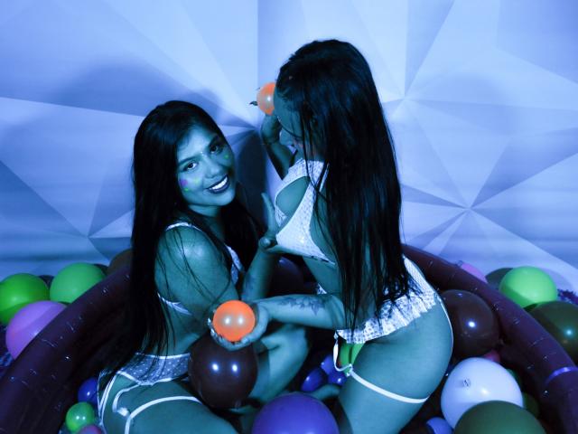 AnhaAndBritney - Live porn &amp; sex cam - 12787048